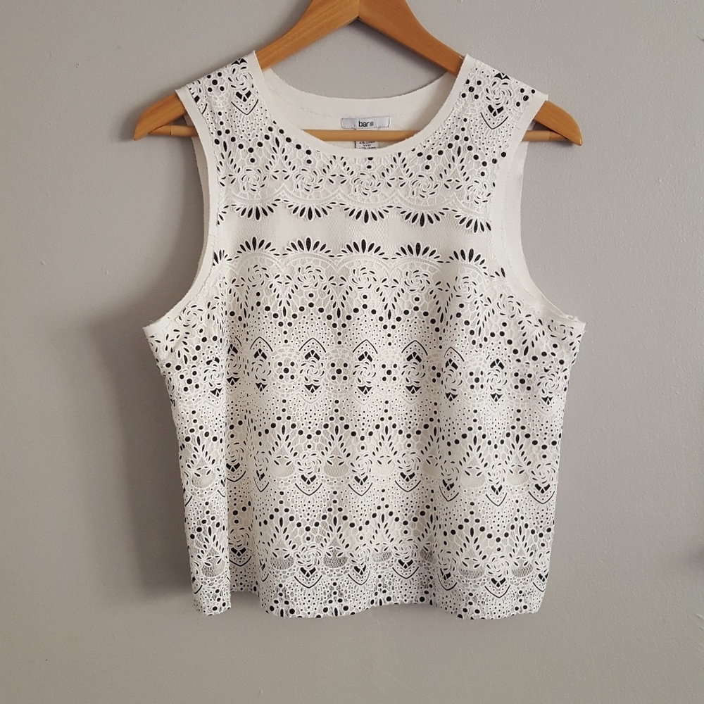 Bar lll Lace Textured White Black Cropped Top